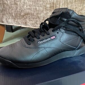 Reebok Freestyle Woman like new
